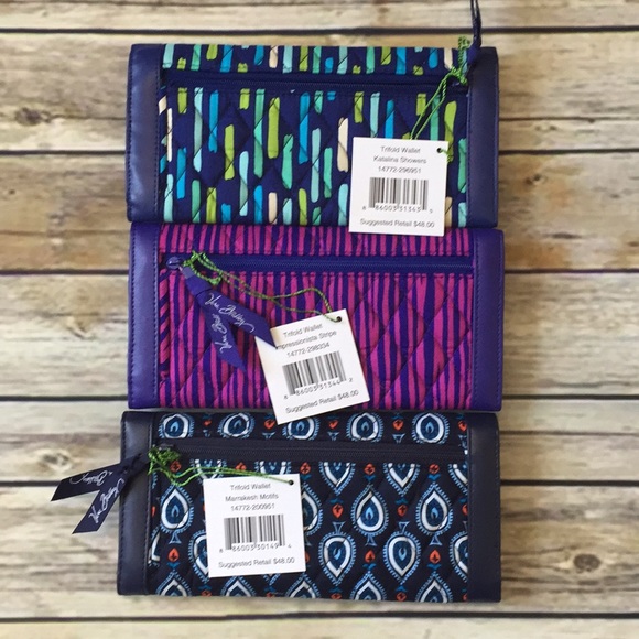 NWT Vera Bradley Trifold wallet - Picture 4 of 5